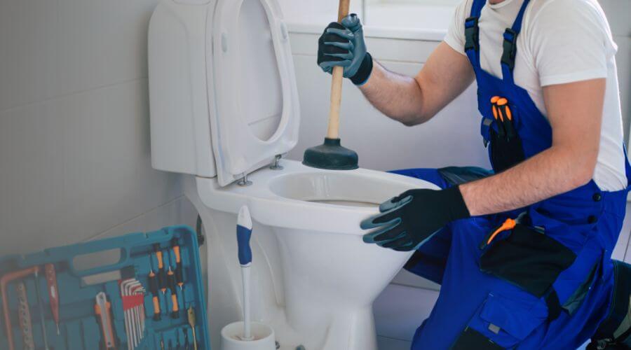 sewer line plumber in Oriental, NC